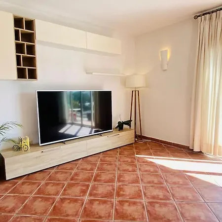 بيت للعطل Casa Mediterranea Con Jardin Y Barbacoa