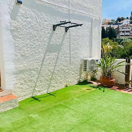 Estilo Espanol * Malaga